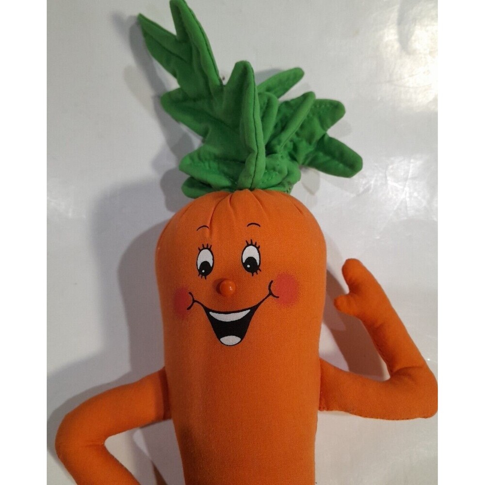 Vintage 1984 Hallmark Crazy Crop Stuffed Plush Barrett Carrot Anthropomorphic